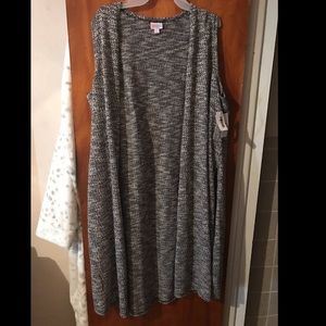 Large - white and black LulaRoe Joy
